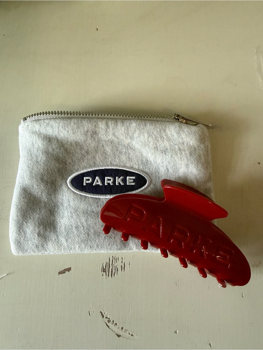 Parke hair clip and pouch • NWT • Crimson